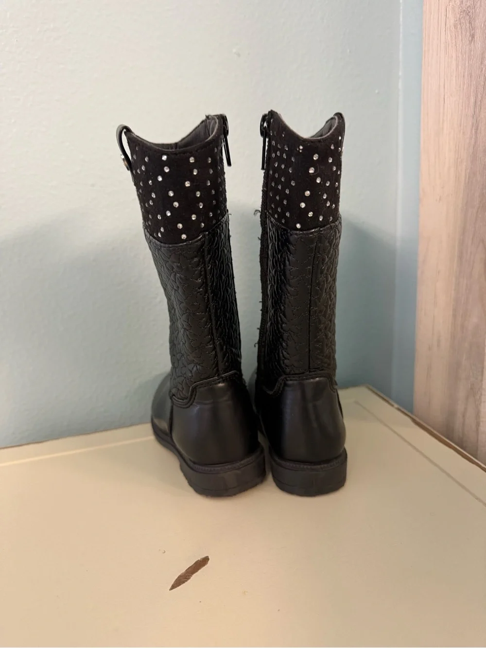 Bebe Girls Black Butterfly Heart Rhinestone Tall Boots Size 6 Side Zip